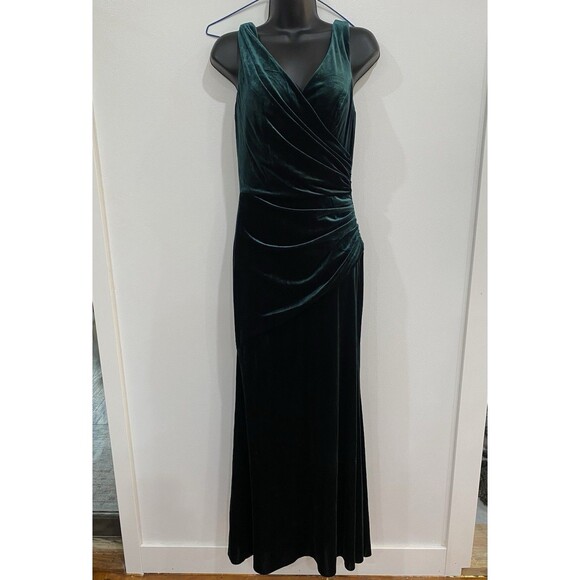 Revelry Size 6 Dawson Velvet Ruched Full Length Maxi Gown Emerald Green Dress - Picture 3 of 14